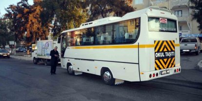 Büyükşehir’den İzmir’e 400 yeni servis aracı plakası