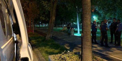 Otostopla aracına aldığı şahıslar tarafından bıçaklandı: 1 ağır yaralı