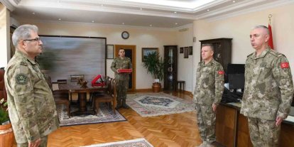 Erzincan 3’üncü Ordu Komutanlığında devir teslim töreni gerçekleştirildi