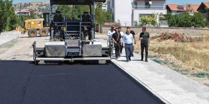 Kırıkkale Belediyesi, Osmangazi Mahallesi’nin yollarını yeniliyor