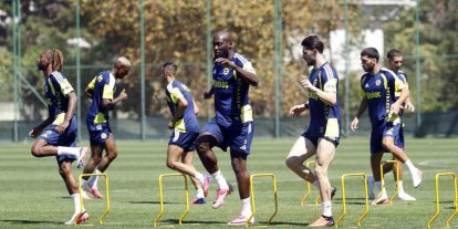 Fenerbahçe, Lyon ile oynayacağı rövanş maçı hazırlıklarına başladı
