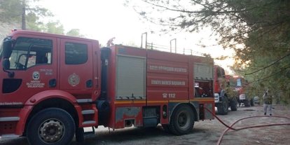 Yayladağı’nda ormanlık alan yangını kontrol altına alındı