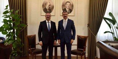 Rektör Hacımüftüoğlu’ndan MGK Genel Sekreteri Okay Memiş’e ziyaret