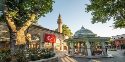İnegöl Belediyesi’nden kandil ikramı