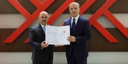 Düzce Üniversitesi Rektörü Sözbir mazbatasını aldı