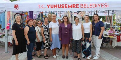 Kadınların el emeği gece pazarında görücüye çıktı