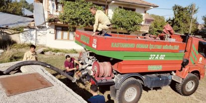Kastamonu’da çıkan yangında bin 500 saman balyası küle döndü