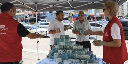 Mersin’de Mevlit Kandilinde 15 bin kandil simidi dağıtıldı