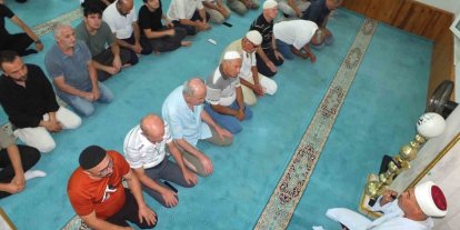 Burhaniye’de Mevlit Kandilinde camiler doldu