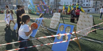 3 bin 300 çocuk 12 farklı branşta sporla dolu yaz geçirdi