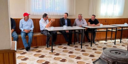Demirözü’nde köy ziyaretleri sürüyor