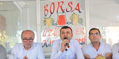 Başkan Çavuşoğlu, Buldan’da üzüm üreticileriyle buluştu