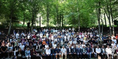 Başiskele’de gençleri buluşturan edebiyat kampı