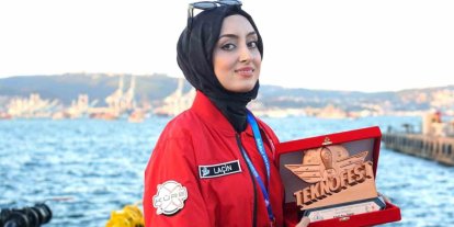 MCBÜ öğrencisine TEKNOFEST Mavi Vatan’dan edebi yazı ödülü