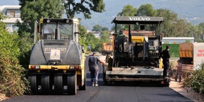 Kartepe’de 4 sokakta asfalt mesaisi