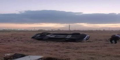 Diyarbakır’da otomobil tarlaya uçtu: 1 yaralı
