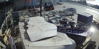 Bursa’da motosikletteki 2 kişi ölümden böyle döndü
