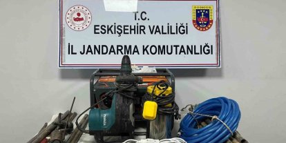 Kaçak kazı yapan 5 şüpheli suçüstü yakalandı