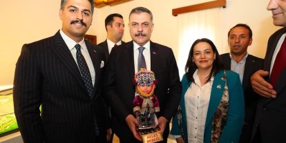 DAĞDER’den İçişleri Bakanı Mustafa Çiftçi’ye anlamlı hediye: Keles Bebeği