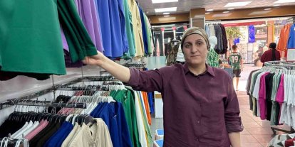 Sıcak havalarda koyu renk tercih eden vatandaşlara esnaftan uyarı