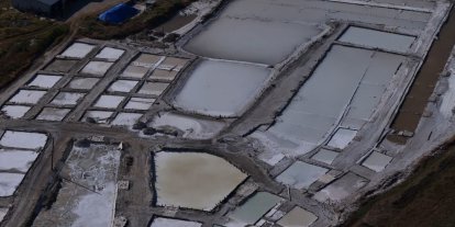 Yerin 50 metre altından çıkıyor, sofraların vazgeçilmezi kaynak tuzu hasat için gün sayıyor