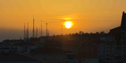 Edirne’de gün batımı ve Türk bayrağı aynı karede buluştu