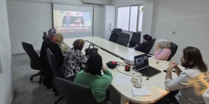 Bilecik’te ailelere teknoloji bağımlılığı eğitimi