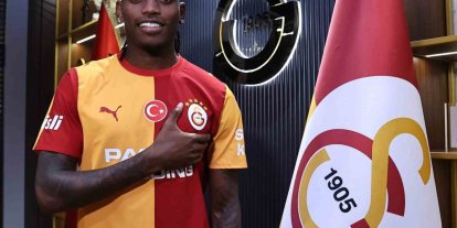 Galatasaray, Leao ile 4 yıllık sözleşme imzaladı