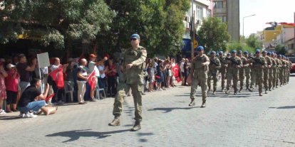 Burhaniye’de 30 Ağustos coşkusu yaşandı