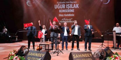 Şahinbey’de zaferin coşkusu şarkılarla taçlandı