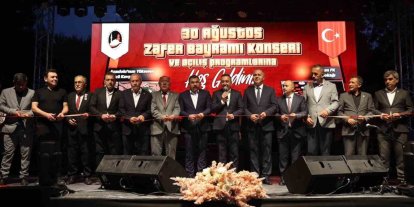 Sungurlu’da 30 Ağustos coşkusu açılışlar ve konserle taçlandı