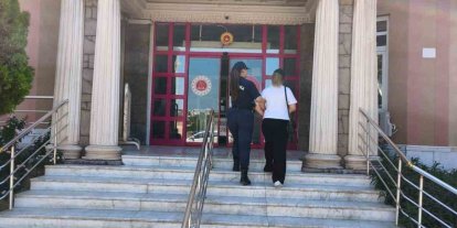 Hırsızlık suçundan aranıyordu, Didim’de yakalandı