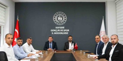 Kayseri’de Yamaç Paraşütü İstişare Toplantısı yapıldı