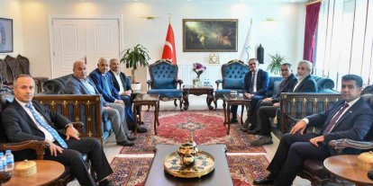 Van’ın Geleceği Platformu’ndan Vali Ozan Balcı’ya ziyaret: "Valimiz ortak akıl ve iş birliğine tam destek verdi"