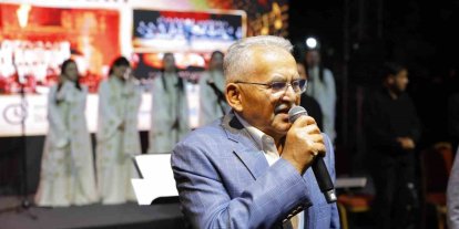 Büyükkılıç, Fuar38’de Kayserililerin coşkusunu paylaştı