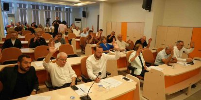 Atakum Meclisi’nde gündem 4,5 aydır ödenemeyen maaşlar: Teminat mektubu bekleniyor