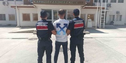 Kuşadası’nda 11 yıl 4 ay hapis cezası bulunan hükümlü yakalandı