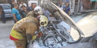 İskenderun’da otomobil alevlere teslim oldu
