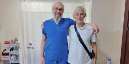 Mide kanseri hastaya, kapalı ameliyat yöntemiyle yeni sindirim sistemi yapıldı