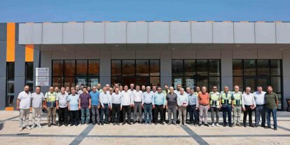 Honaz’da muhtarlarla buluşan Çavuşoğlu; "Birlikte karar vereceğiz, birlikte çalışacağız"