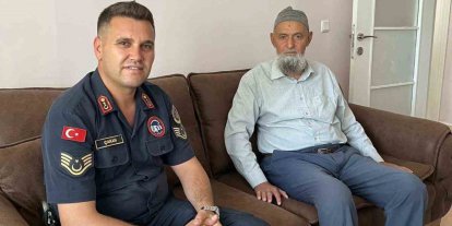 Şehit babasına vefa ziyareti