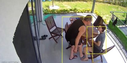 CHP’li Berhan Şimşek birlikte yaşadığı kadına şiddet uygulayınca uzaklaştırma aldı