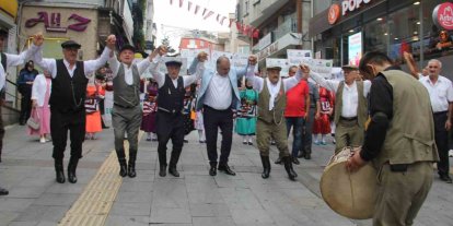 27. Islık Dili Festivali Giresun’da düzenlenen yürüyüşle başladı
