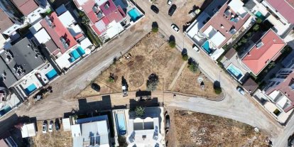 Didim’de ulaşımı rahatlatacak yol çalışması Efeler Mahallesi’nde başladı