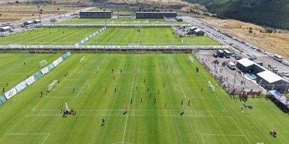 Erciyes’te geleceğin futbol yıldızları sahne alıyor