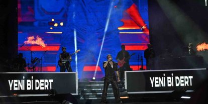 Çanakkale’de festival sahnesinde Sefo rüzgarı