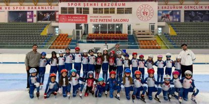 Samsunlu buz pateni sporcularından, Türkiye Şampiyonası’nda 25 madalya