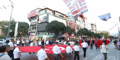İnegöl’de 6 Eylül coşkusu caddelere taştı