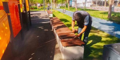 Didim Belediyesi parklardaki bakım ve onarım çalışmalarını sürdürüyor