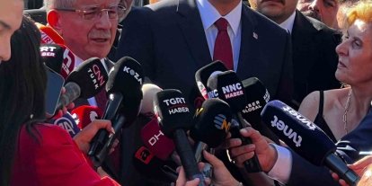 Davutoğlu ifade verdi: "Hiç kimsenin de yargının üzerinde olmadığı inancıyla Türkiye Cumhuriyeti vatandaşı olarak ifademi verdim"